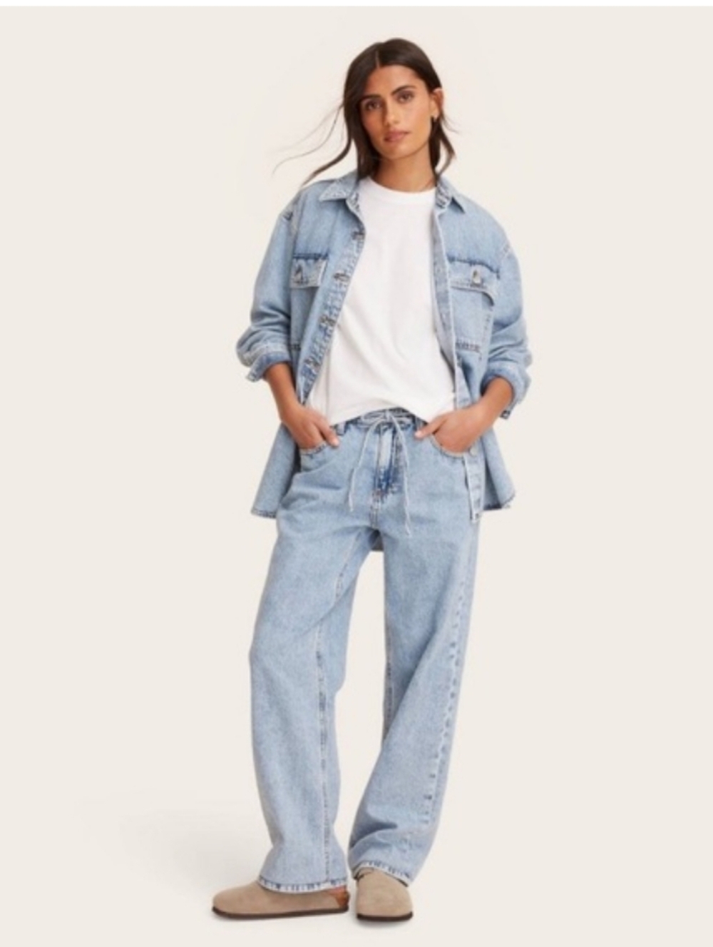 Light Blue Boyfriend Jeans - Women's Relaxed Fit